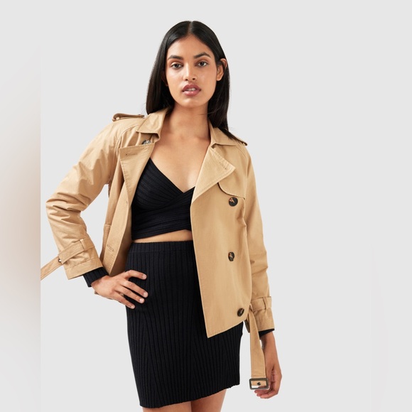 Belle & Bloom Jackets & Blazers - BELLE & BLOOM Cool Nights Water Resistant Cropped Khaki Trench Coat Size Small